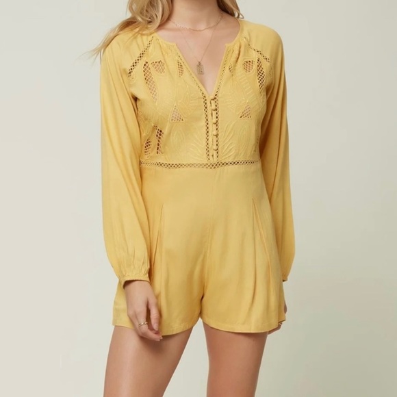 O'Neill Pants - O'Neill Long Sleeve Lace Crochet V-Neck Ryana Yellow Romper (S) NWT